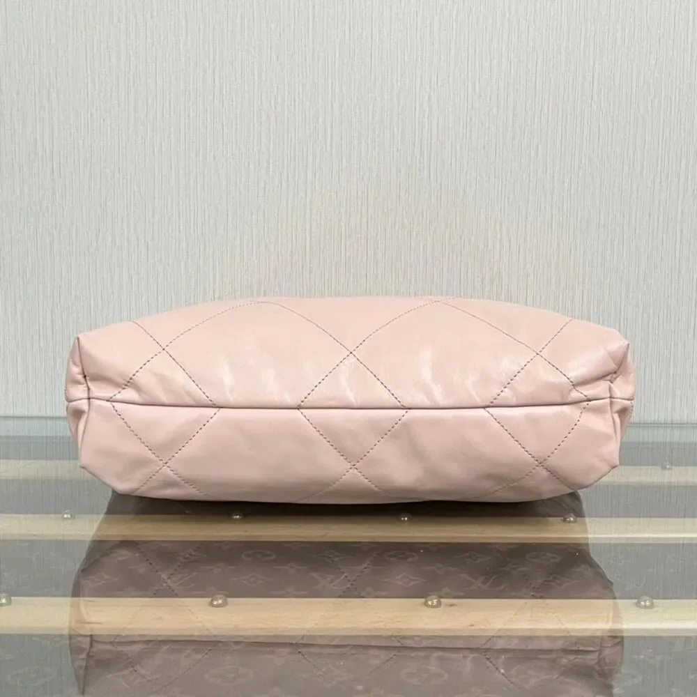 Chanel Women Pre-Loved Bag Very Good Condition